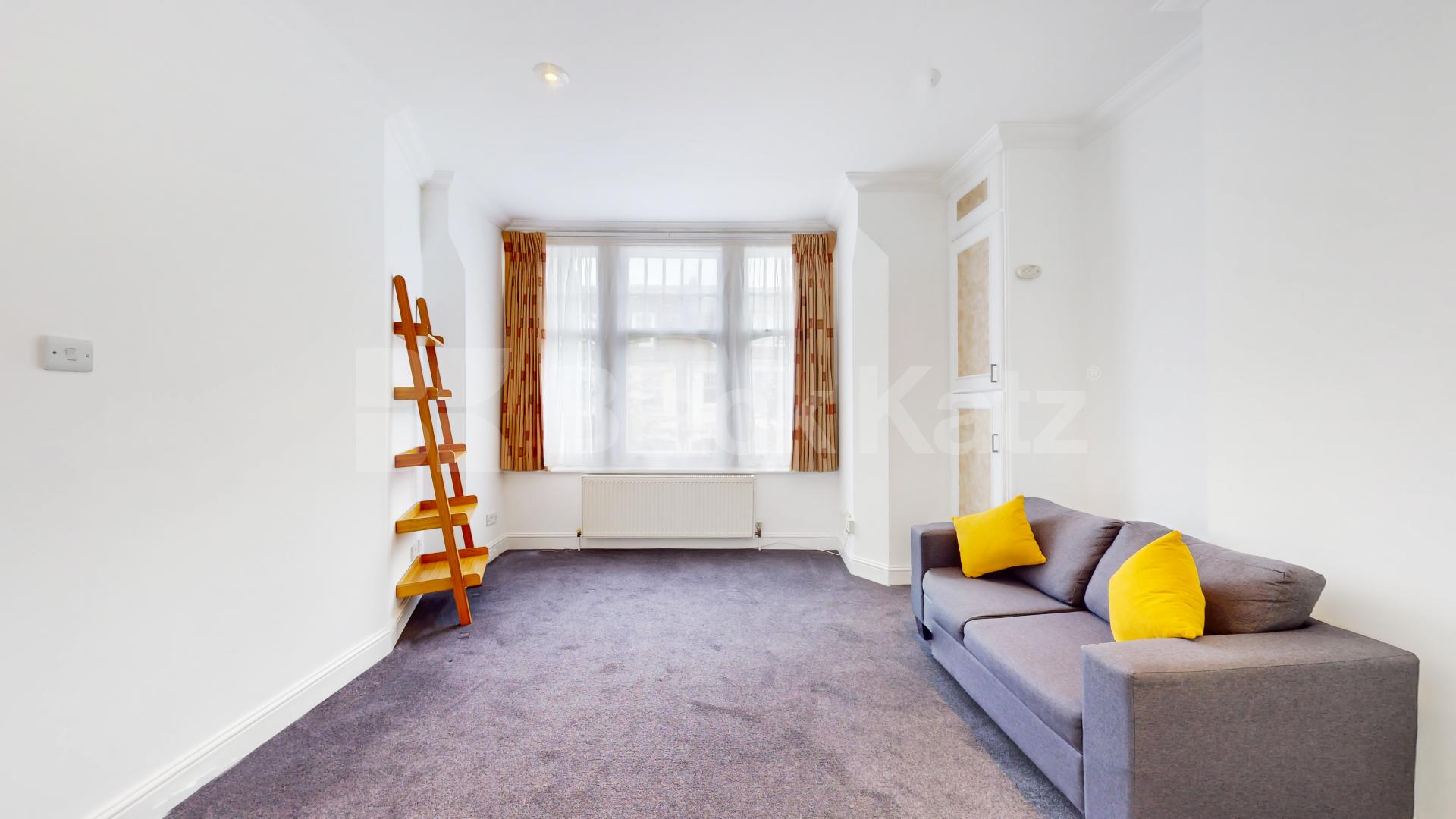 Spacious one bedroom set in period conversion mins to Heath and Tube!  Howitt Road, Belsize Park